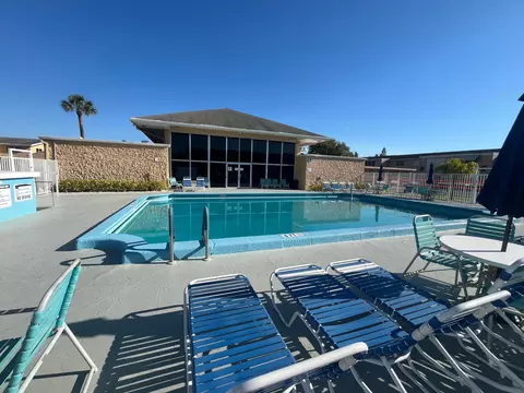 2191 NE 1st Ct #203, Boynton Beach, FL 33435