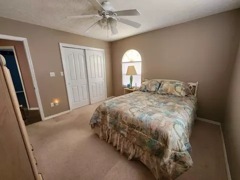 Bedroom - 1177 Lisa Ln, Okeechobee, FL 34974 photo 5 of 6