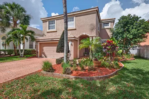 2078 Reston Cir, Royal Palm Beach, FL 33411