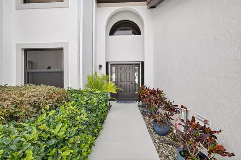 16550 Traders Xing S #248, Jupiter, FL 33477