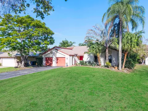 10551 NW 3rd Mnr, Coral Springs, FL 33071