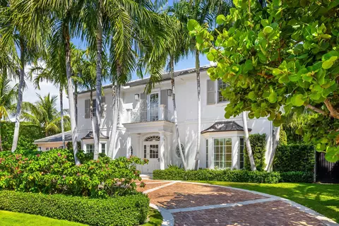 211 Ocean Ter, Palm Beach, FL 33480