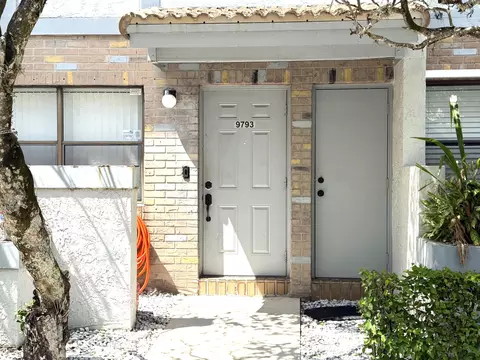 9793 Riverside Dr #59-4, Coral Springs, FL 33071