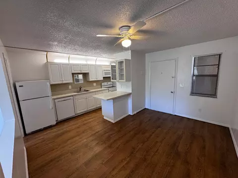 1021 SE Monterey Rd #1-43, Stuart, FL 34994