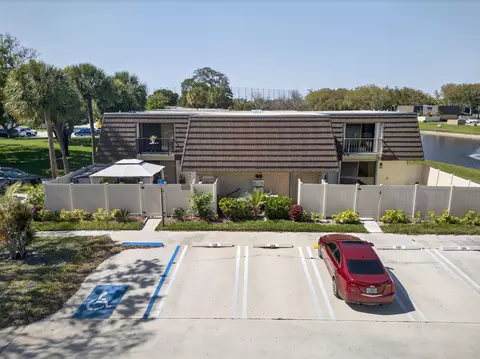 7811 78th Way, West Palm Beach, FL 33407