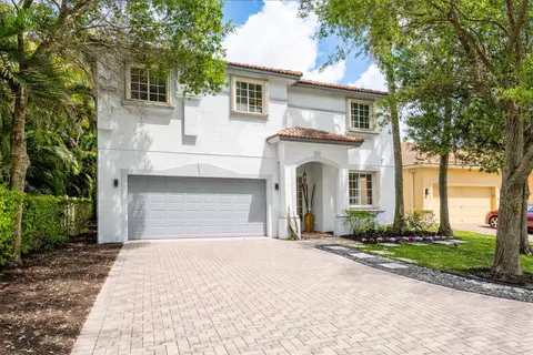 10223 Boca Vista Dr, Boca Raton, FL 33498