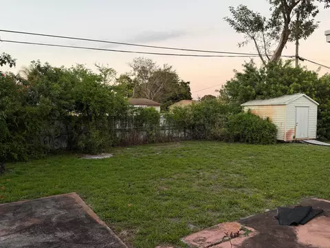 3011 NW 157th Ter, Miami Gardens, FL 33054