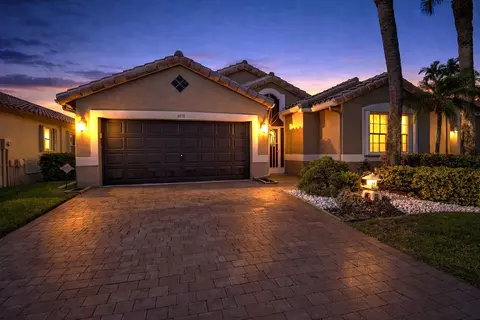 6838 Castlemaine Ave, Boynton Beach, FL 33437