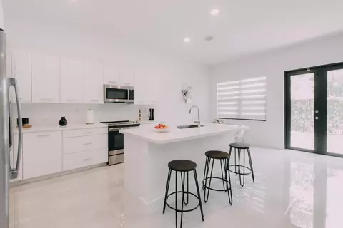 17451 SW 41st St, Miramar, FL 33029