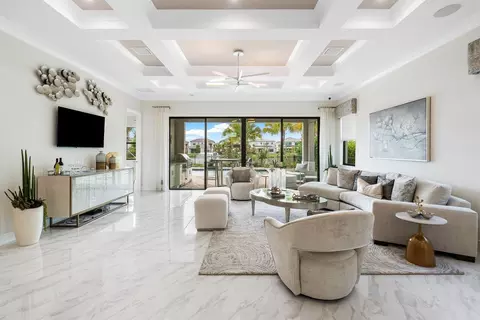 12672 Solana Bay Cir, Palm Beach Gardens, FL 33412