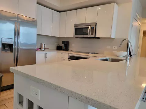 999 SW 1st Ave #1914, Miami, FL 33130