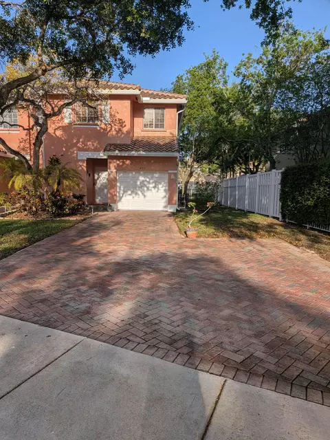 4091 NW 91st Ter, Sunrise, FL 33351