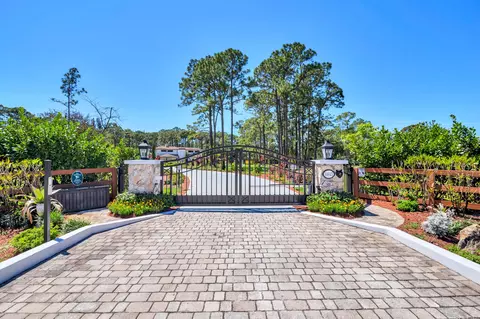 14645 Black Bear Rd, Palm Beach Gardens, FL 33418