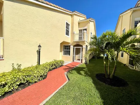 17317 Boca Club Blvd #1, Boca Raton, FL 33487
