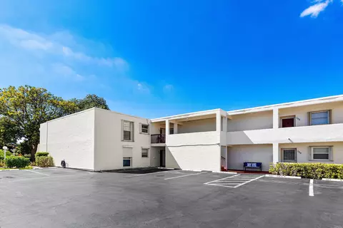 2561 Boundbrook Blvd #209, Palm Springs, FL 33406