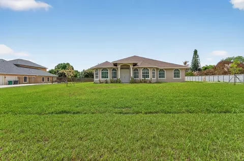 376 SW Paar Dr, Port Saint Lucie, FL 34953