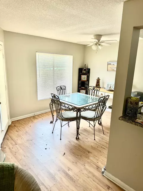 815 W Boynton Beach Blvd #9-103, Boynton Beach, FL 33426