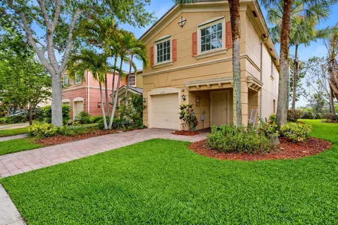 5373 SE Jennings Ln, Stuart, FL 34997