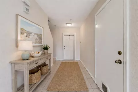 Entry Way - 5373 SE Jennings Ln, Stuart, FL 34997 photo 1 of 3