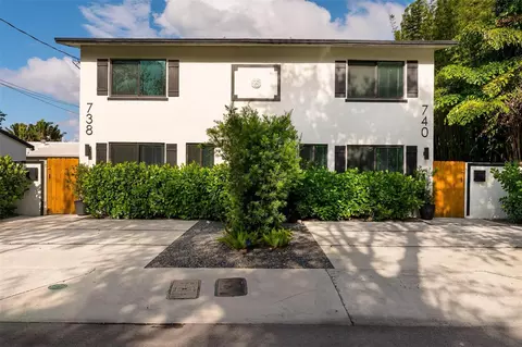 740 NE 17th Ave, Fort Lauderdale, FL 33304