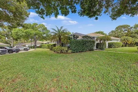 4203 Water Oak Ct, Palm Beach Gardens, FL 33410