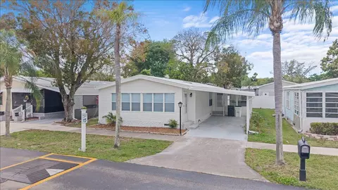 6571 NW 37th Ave, Coconut Creek, FL 33073