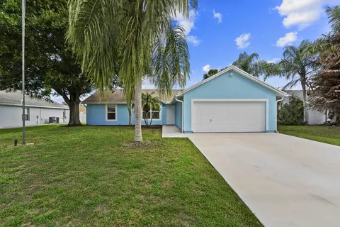 243 SW Aubudon Ave, Port Saint Lucie, FL 34984