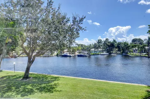 14 Royal Palm Way #2050, Boca Raton, FL 33432