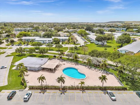 View/Area - 5 Markham A #A, Deerfield Beach, FL 33442 photo 5 of 12