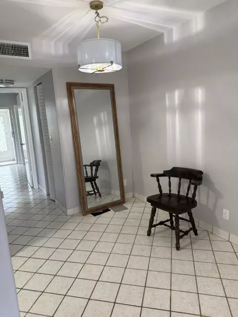 3320 Lake Osborne Dr #107, Lake Worth Beach, FL 33461