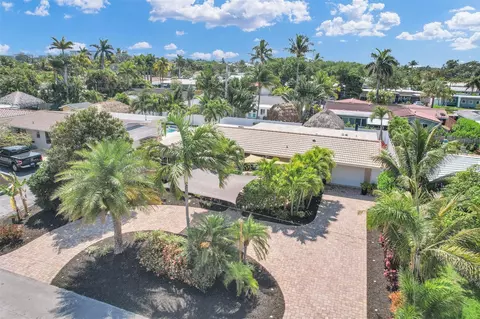 1616 SE 4th St, Deerfield Beach, FL 33441