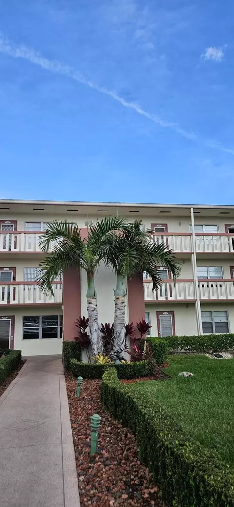 198 E Preston Way #198, Boca Raton, FL 33434