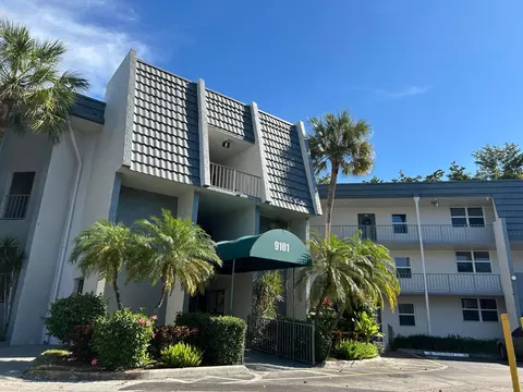 9101 Lime Bay Blvd #312, Tamarac, FL 33321