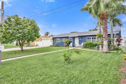 4681 SW 42nd Ave, Fort Lauderdale, FL 33314