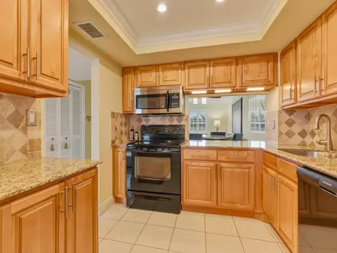 9810 Marina Blvd #1136, Boca Raton, FL 33428