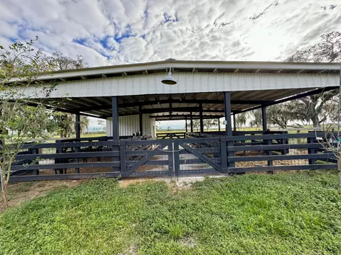 14151 E Center St, Okeechobee, FL 34974 photo 5