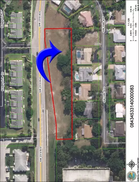 220 SW 23rd Ave, Boynton Beach, FL 33435