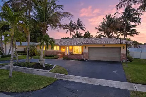 1570 SW 10th St, Boca Raton, FL 33486