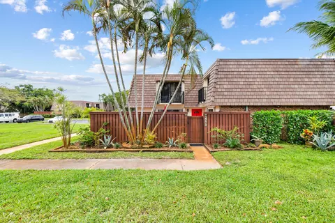 2774 SW 15th St #2774, Deerfield Beach, FL 33442