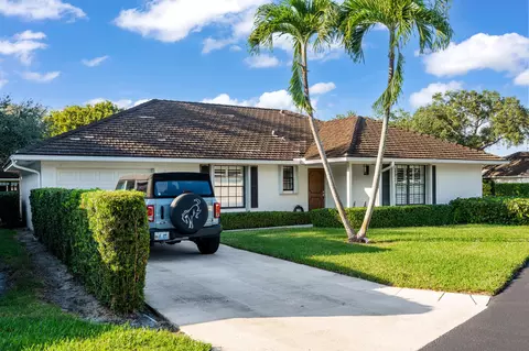 11340 Briarwood Pl, North Palm Beach, FL 33408