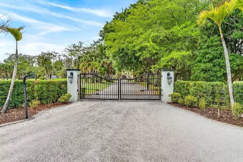 2741 Buck Ridge Trl, Loxahatchee, FL 33470