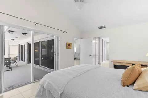 327 Ridge Rd, Jupiter, FL 33477 photo 17