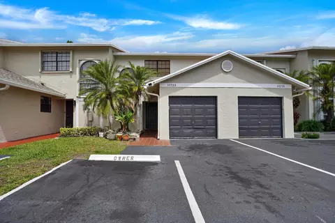 10723 NW 11th St #10723, Pembroke Pines, FL 33026