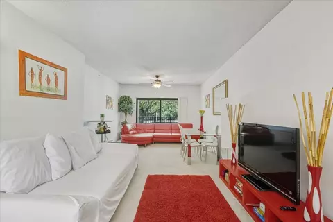 2105 Lavers Cir #212, Delray Beach, FL 33444