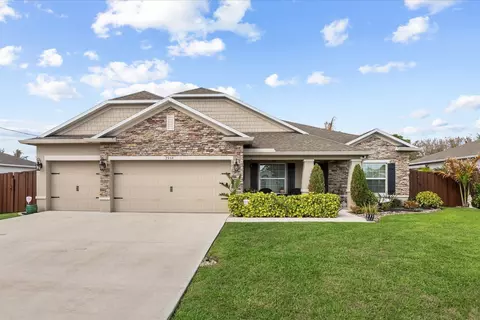 2064 SW Monterrey Ln, Port Saint Lucie, FL 34953