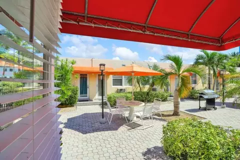 336 Arthur St #124, Hollywood, FL 33019