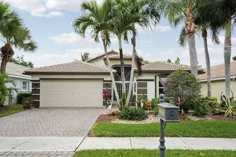 6818 Rienzo St, Lake Worth, FL 33467