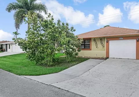 4917 Luqui Ct, West Palm Beach, FL 33415