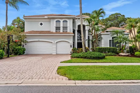 6830 Royal Orchid Cir, Delray Beach, FL 33446