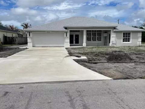 5315 NW Milner Dr, Port Saint Lucie, FL 34983